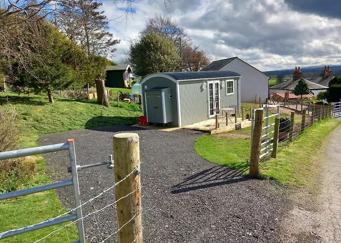 Alpehytte The Mad Hatter's Shepherd's Hut *
